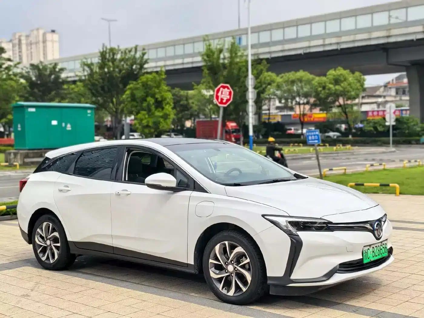 Buick Velite 6 2019 Connected Smart Edition — миниатюра 3
