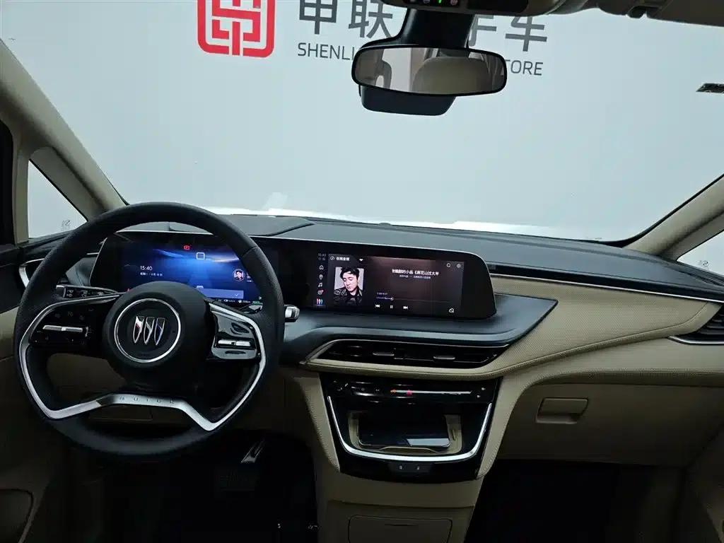 Buick GL8 PHEV 2025 Land Cruiser Premium Edition — миниатюра 12