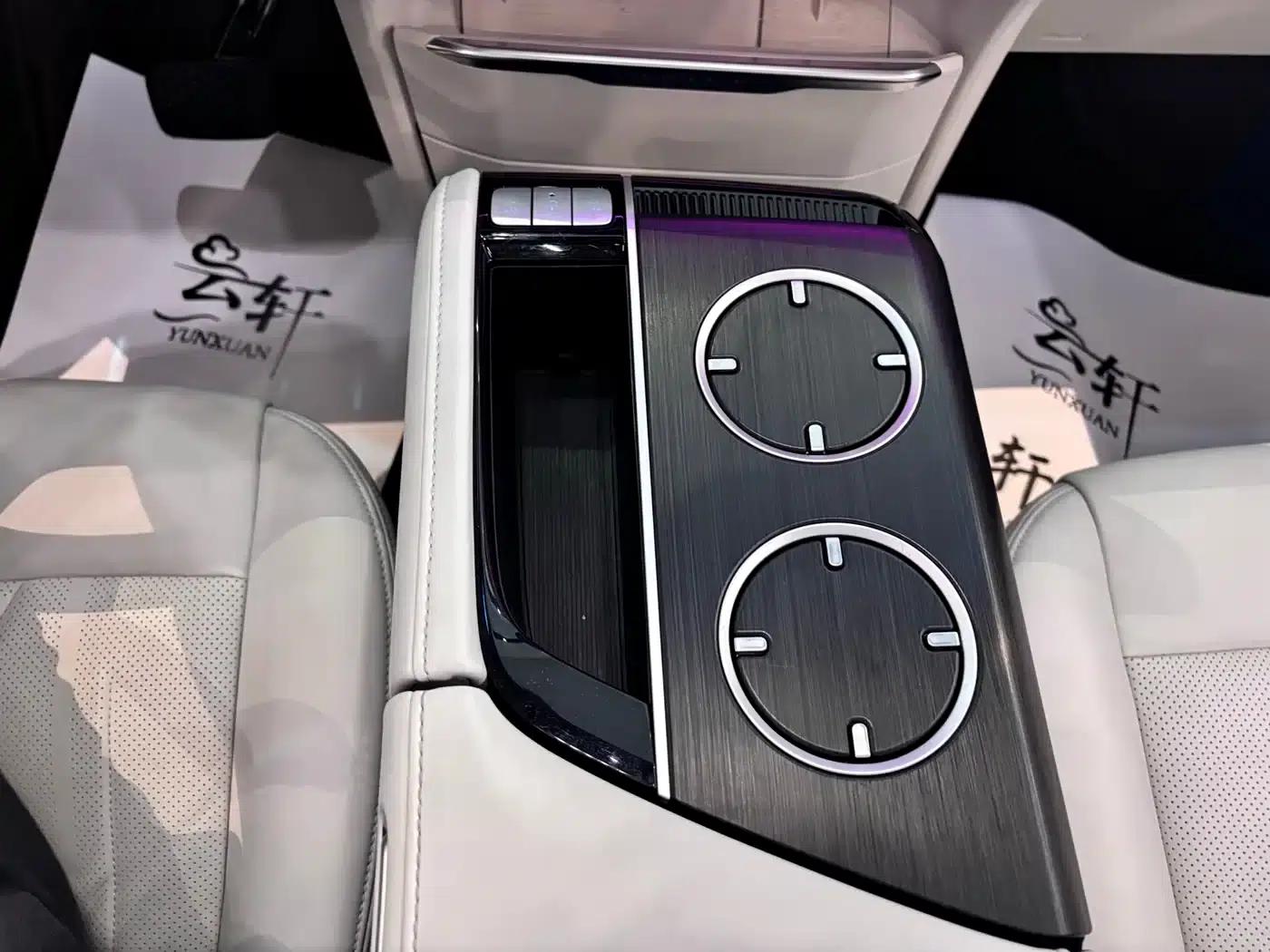 Buick GL8 PHEV 2024 Luxury Edition 6-seater — миниатюра 9