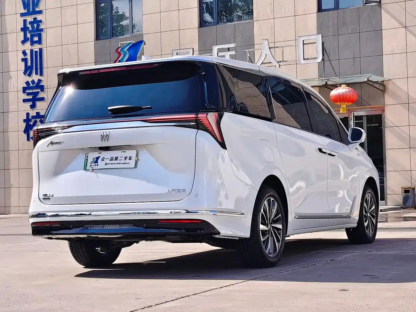 Buick GL8 PHEV 2026 Luxury Edition — миниатюра 7