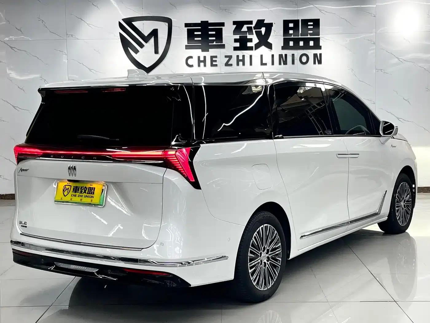 Buick GL8 PHEV 2024 Luxury Edition 7-seater — миниатюра 4