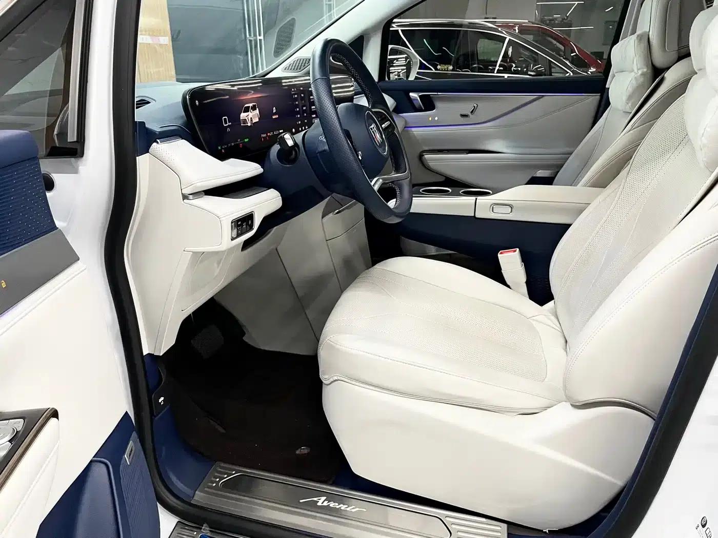 Buick GL8 PHEV 2024 Luxury Edition 7-seater — миниатюра 7