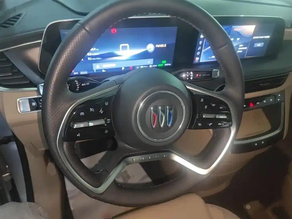Buick GL8 PHEV 2025 Land Cruiser Premium Edition — миниатюра 11