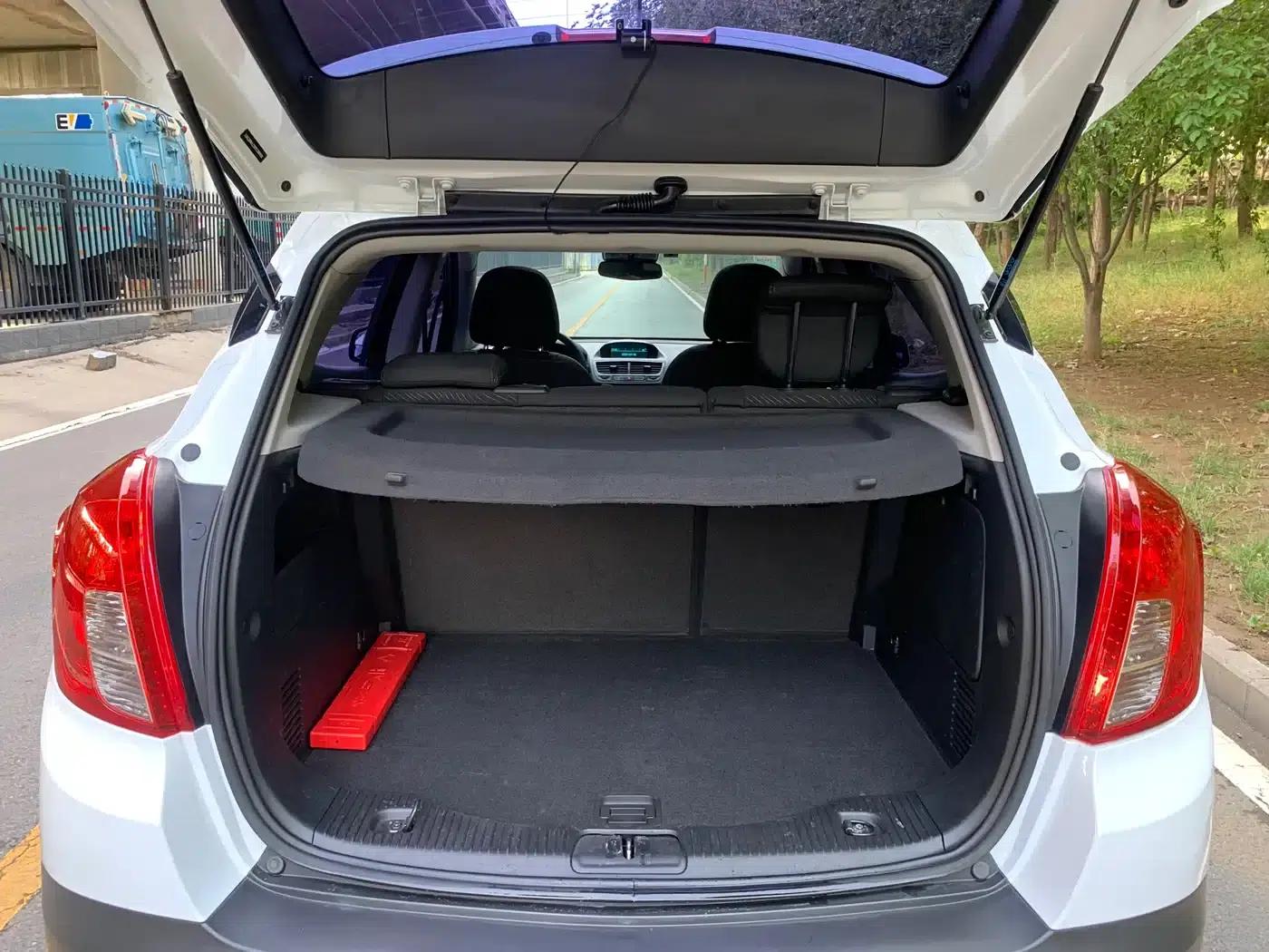 2014 Buick Encore 1.4T Automatic 2WD Urban Elite — миниатюра 11