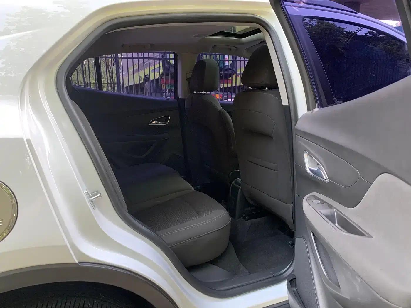 2014 Buick Encore 1.4T Automatic 2WD Urban Elite — миниатюра 10
