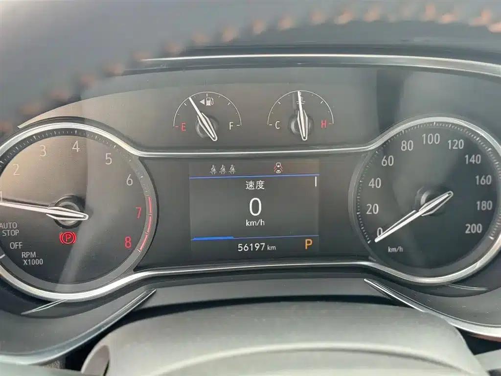 Encore 2020 20T CVT Luxury — миниатюра 6