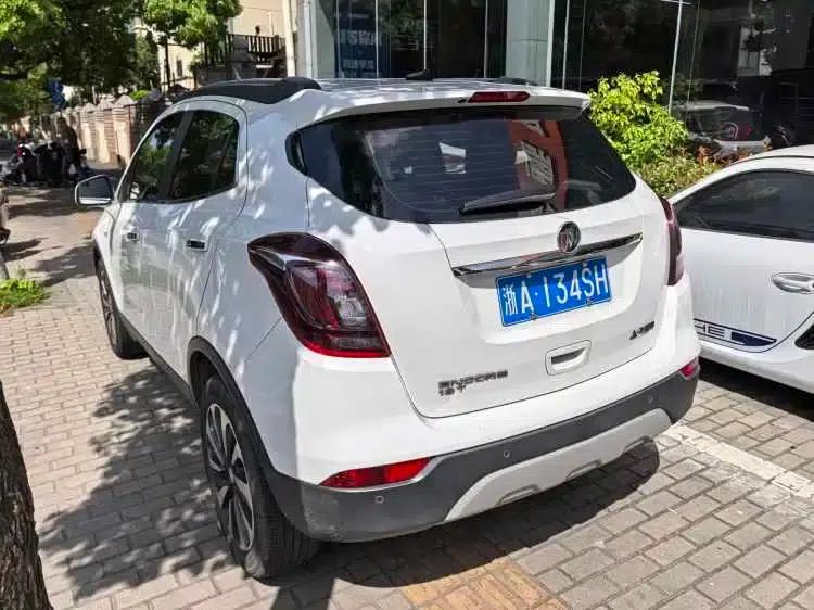 2017 Buick Encore 18T Automatic 2WD Urban Elite — миниатюра 3