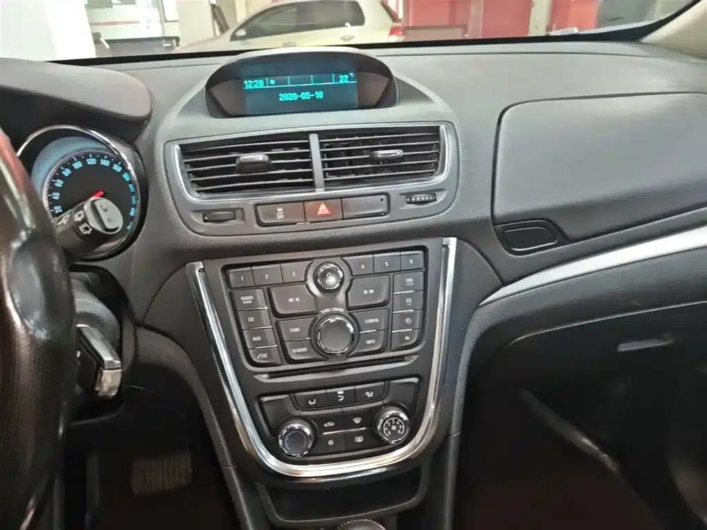 2014 Buick Encore 1.4T Automatic 2WD Urban Elite — миниатюра 13