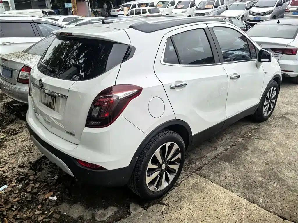 2017 Buick Encore 18T Automatic 2WD Urban Elite — миниатюра 11
