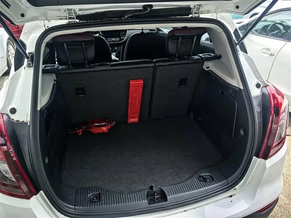 2017 Buick Encore 18T Automatic 2WD Urban Elite — миниатюра 24