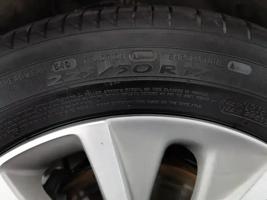 Buick GL6 2021 323T Mild Hybrid Connected Luxury Edition — миниатюра 24