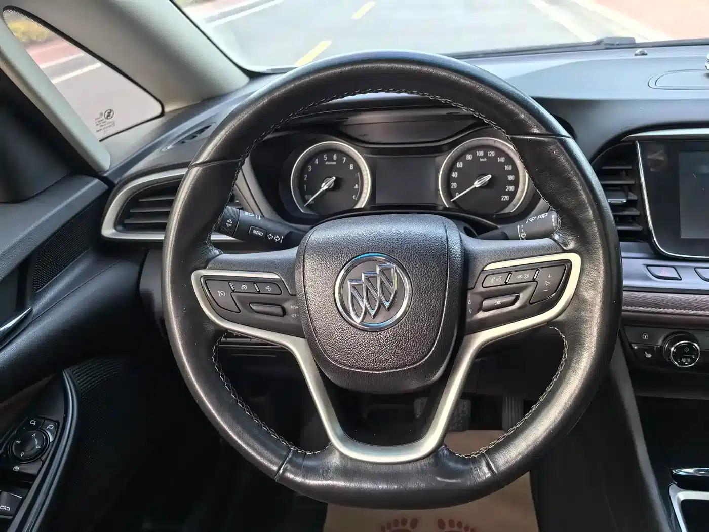 Buick GL6 2018 18T 6-seater Premium — миниатюра 11