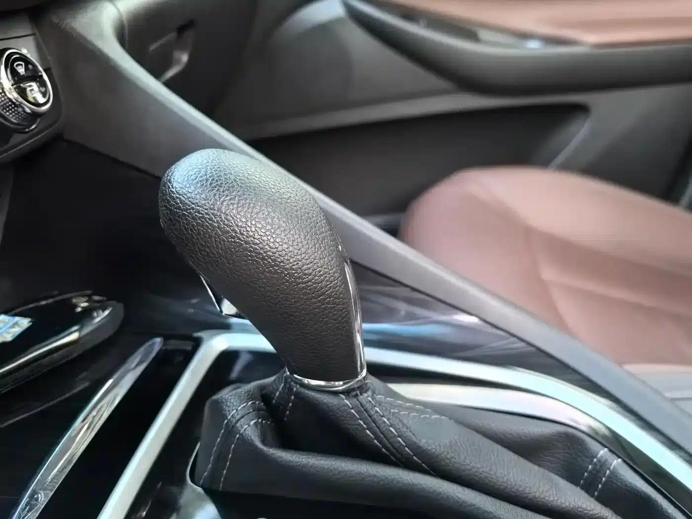 Buick GL6 2018 18T 6-seater Premium — миниатюра 13