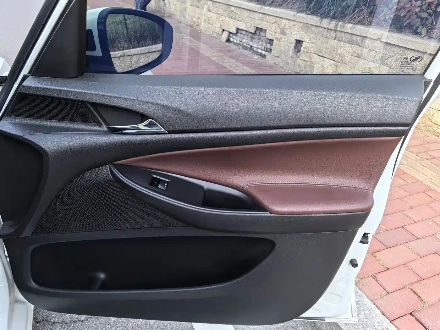 Buick GL6 2018 18T 6-seater Premium — миниатюра 18