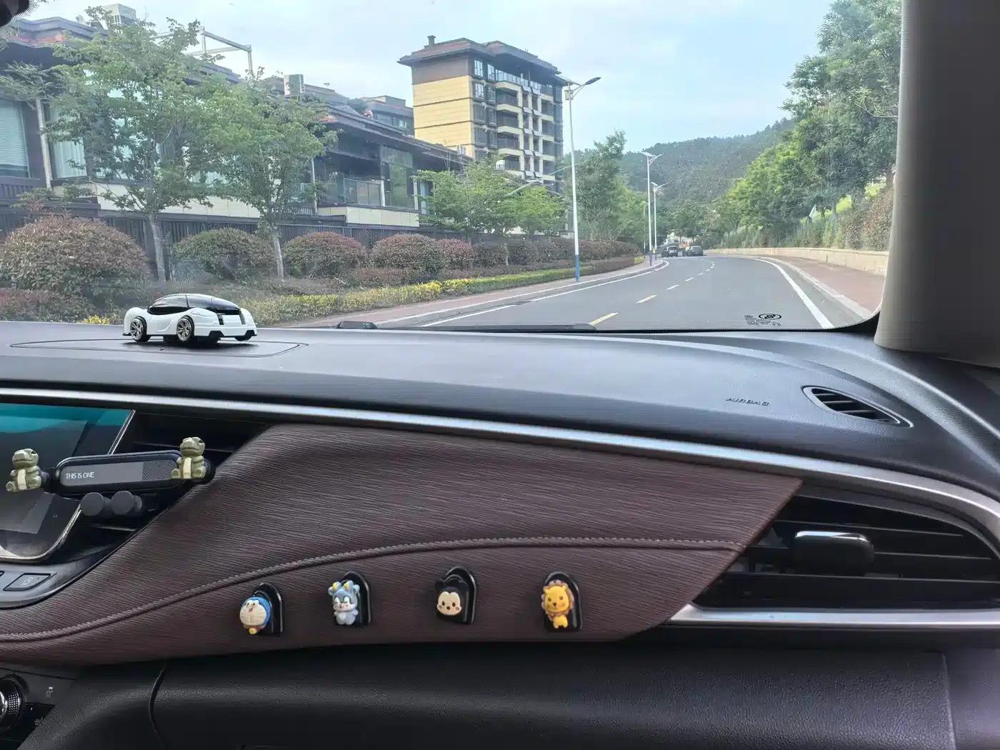 Buick GL6 2018 18T 6-seater Premium — миниатюра 9