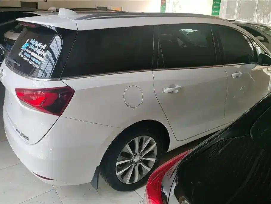 Buick GL6 2021 323T Mild Hybrid Connected Luxury Edition — миниатюра 3
