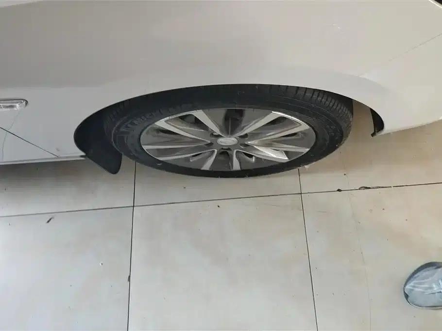 Buick GL6 2021 323T Mild Hybrid Connected Luxury Edition — миниатюра 6
