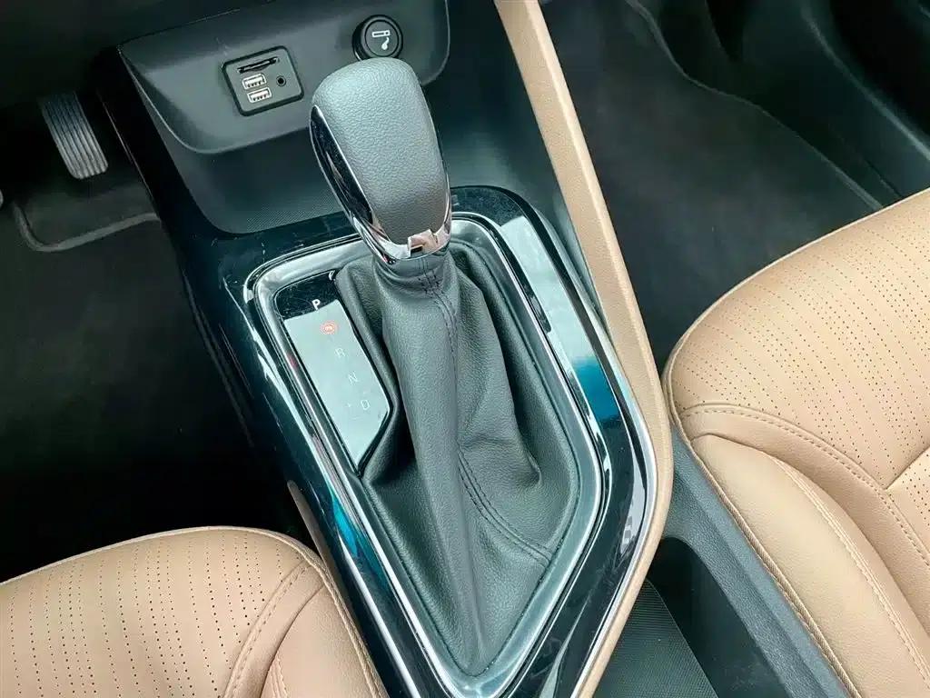 Buick GL6 2021 323T Mild Hybrid Connected Luxury Edition — миниатюра 12