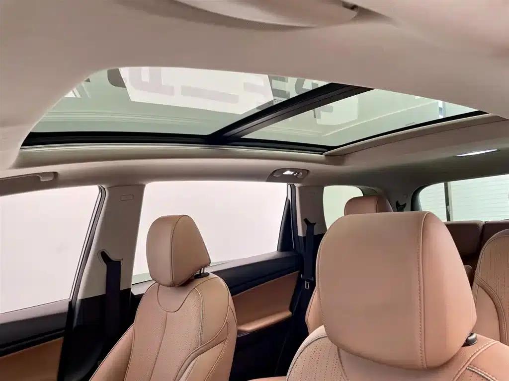 Buick GL6 2021 323T Mild Hybrid Connected Luxury Edition — миниатюра 17