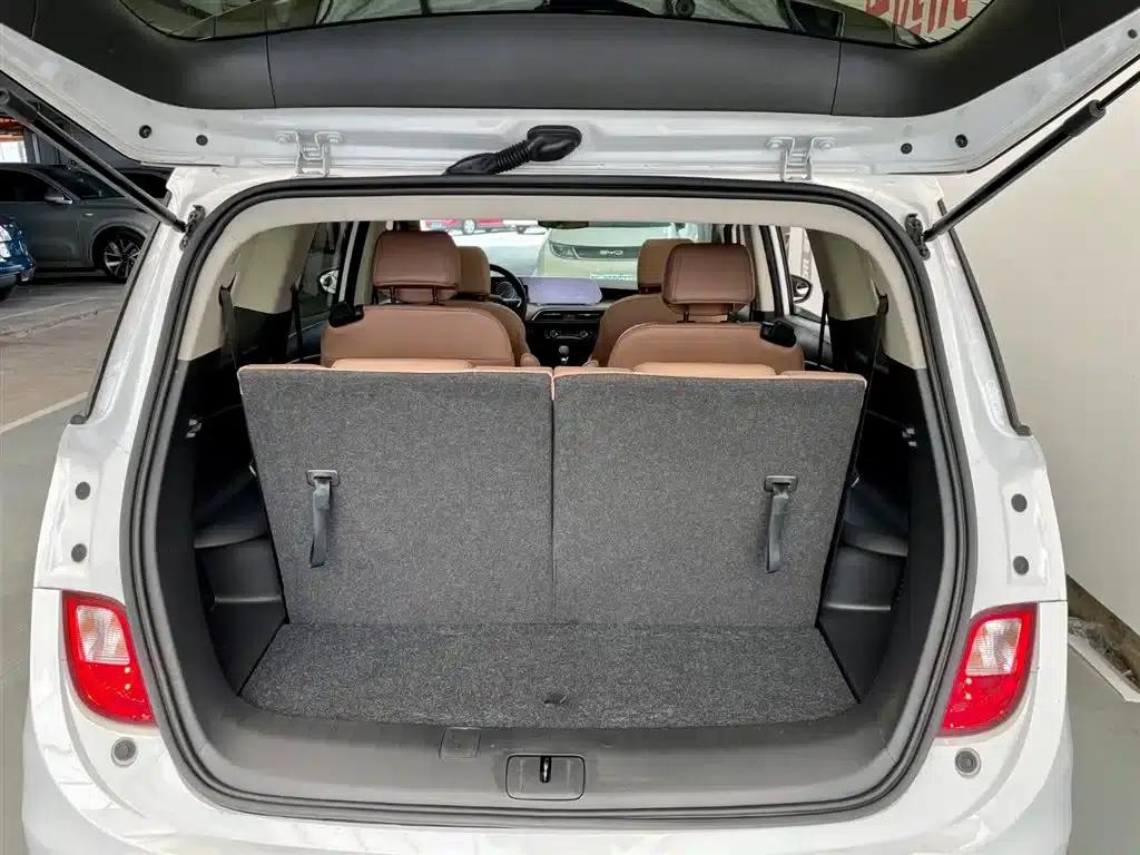Buick GL6 2021 323T Mild Hybrid Connected Luxury Edition — миниатюра 18