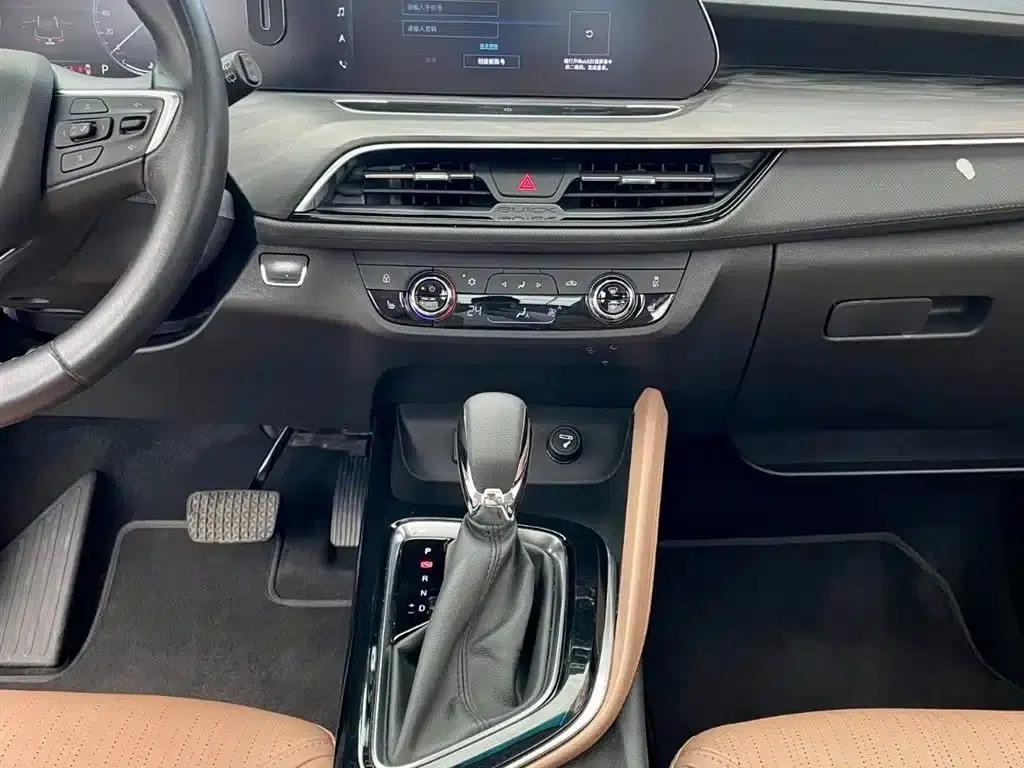 Buick GL6 2021 323T Mild Hybrid Connected Luxury Edition — миниатюра 10