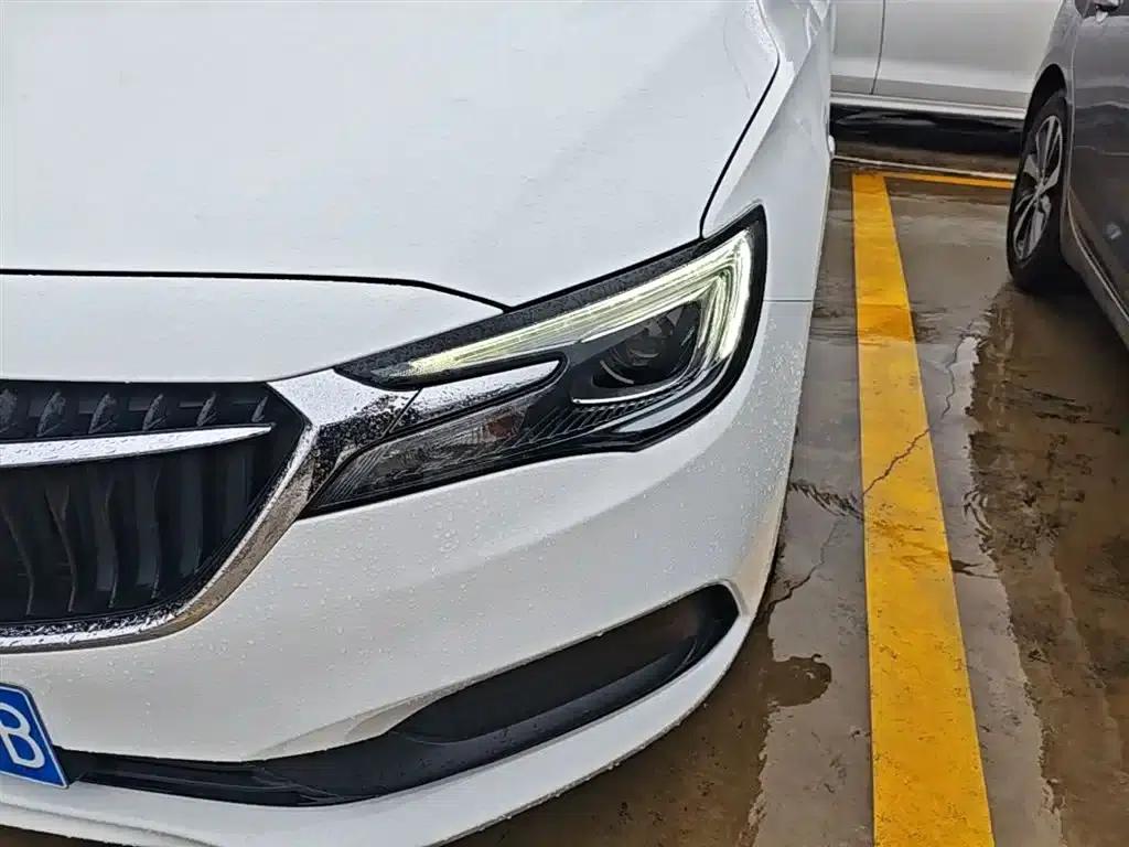Buick GL6 2018 18T 6-seater Elite — миниатюра 23