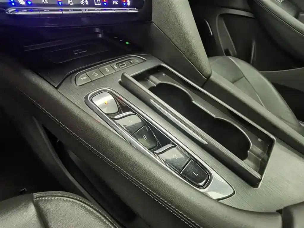 Enclave 2020 28T 2WD Premium — миниатюра 13