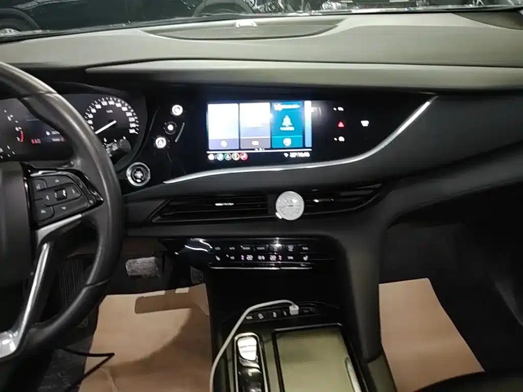 Enclave 2020 28T 2WD Luxury — миниатюра 13