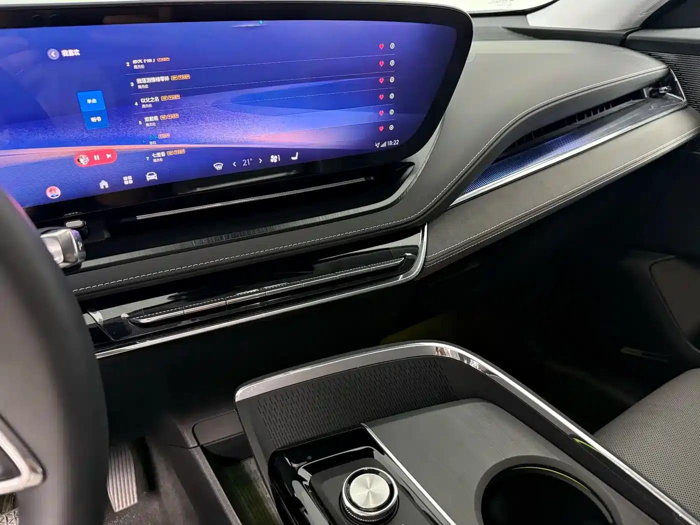 Buick E5 2023 Premium Standard Range Edition — миниатюра 11