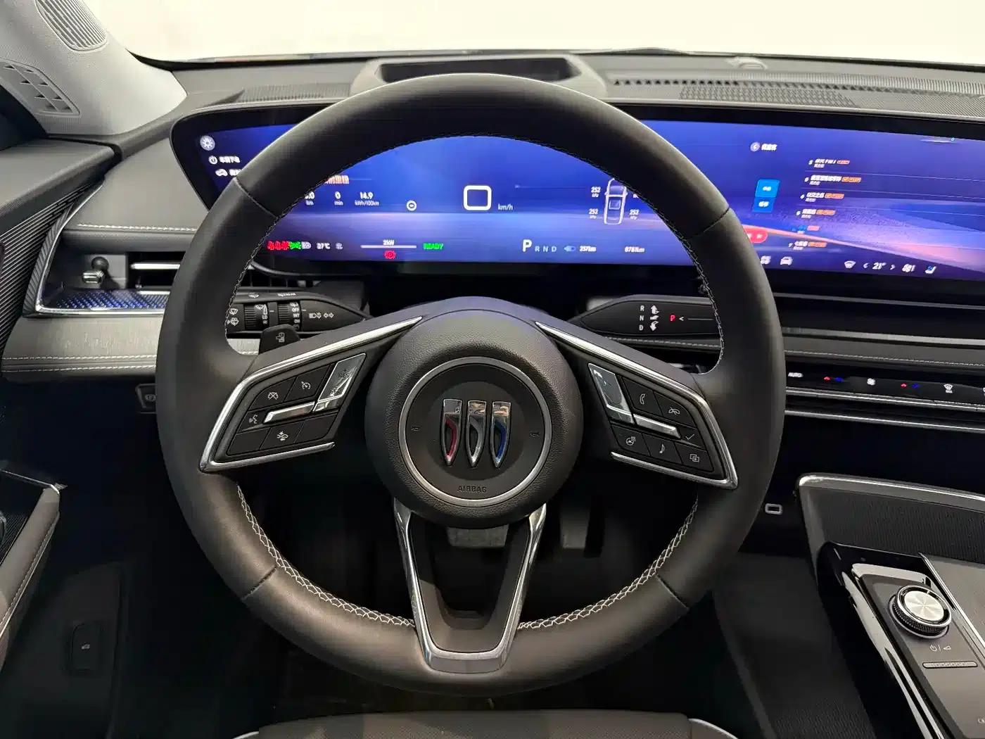 Buick E5 2023 Premium Standard Range Edition — миниатюра 9