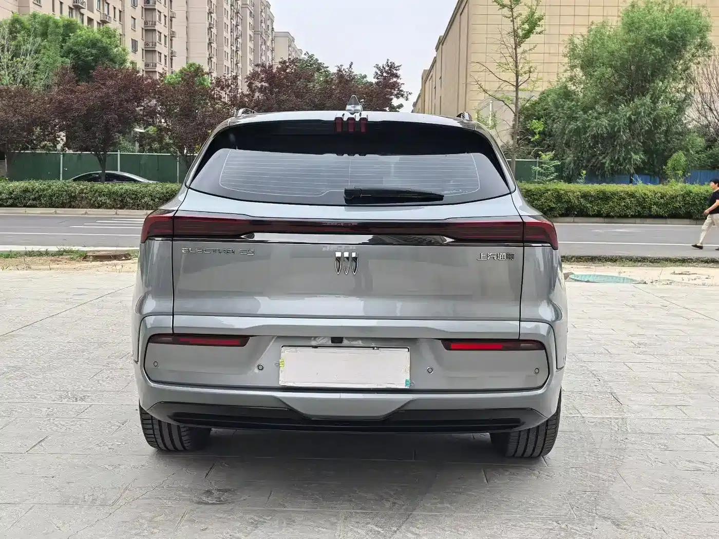 Buick E5 2023 Premium Standard Range Edition — миниатюра 8