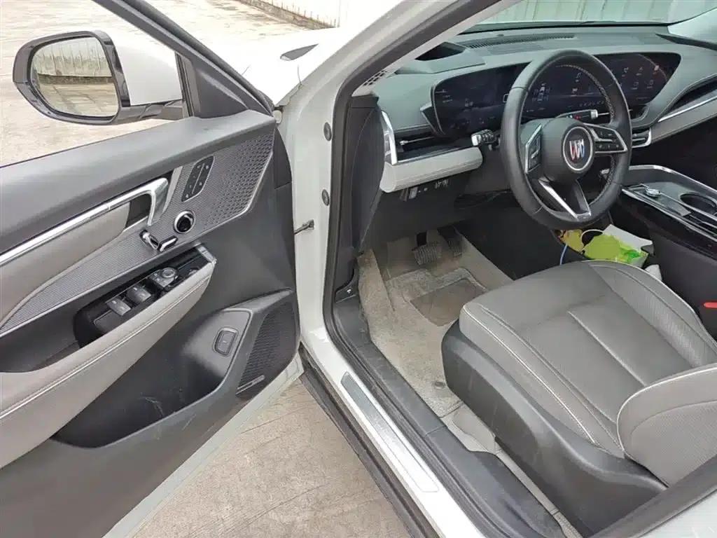 Buick E5 2023 Premium Standard Range Edition — миниатюра 16