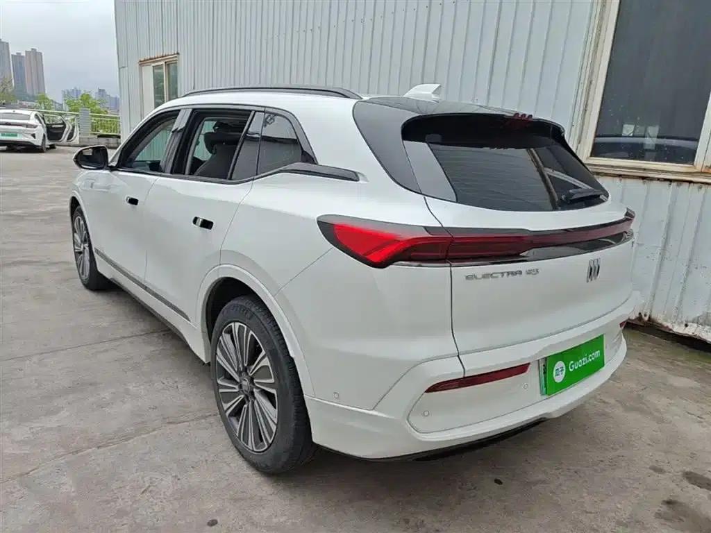 Buick E5 2023 Premium Standard Range Edition — миниатюра 5