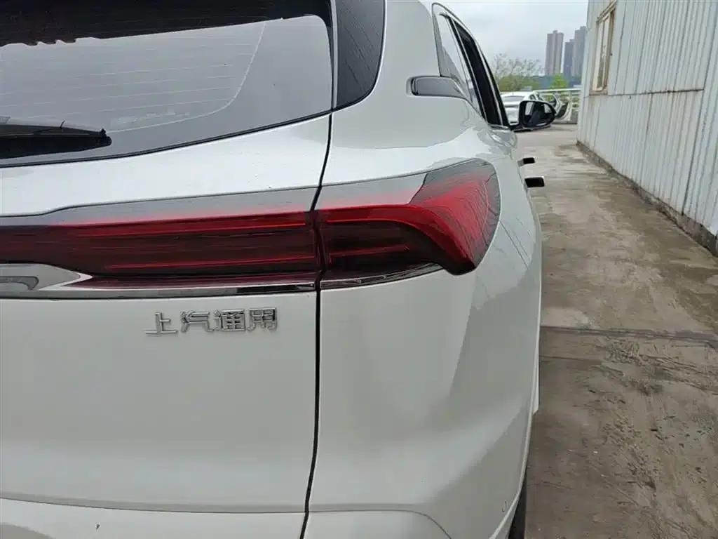 Buick E5 2023 Premium Standard Range Edition — миниатюра 8
