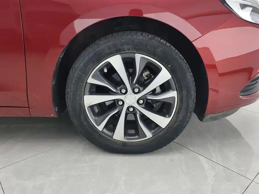 Buick Verano 2019 18T Automatic Connected Elite Model (China VI Emission Standard) — миниатюра 6