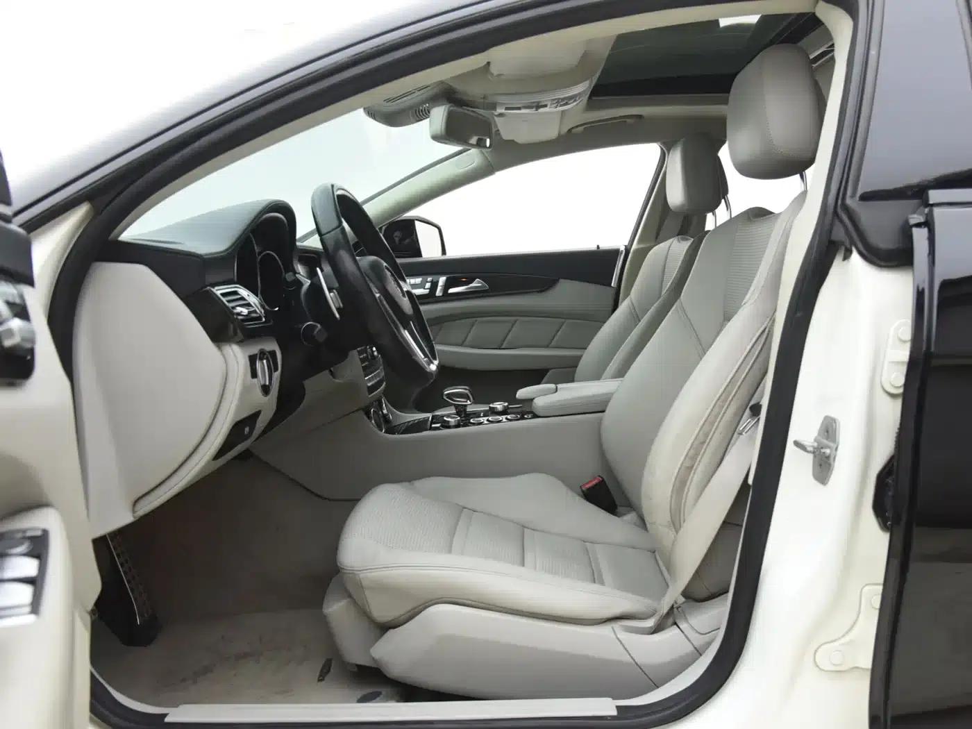 2012 Mercedes-Benz CLS AMG, AMG CLS 63 — миниатюра 11