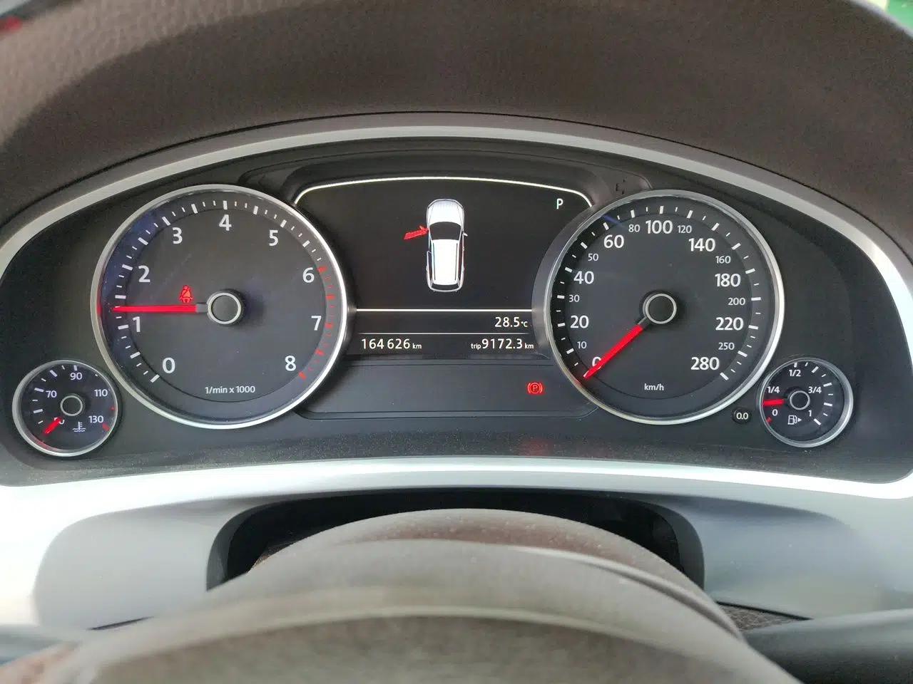 Volkswagen Touareg 2011 3.0 TSI Luxury Edition — миниатюра 13