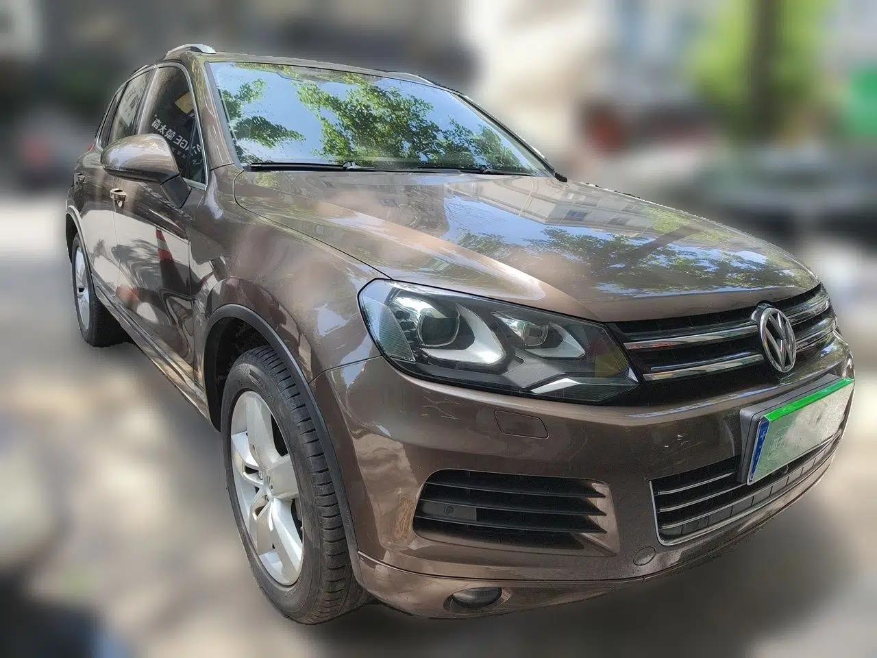 Volkswagen Touareg 2011 3.0 TSI Luxury Edition — миниатюра 3