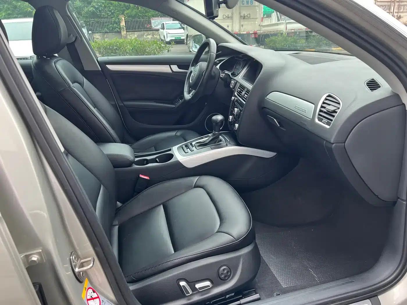 Audi A4L 2016 45 TFSI Classic Edition quattro Sport — миниатюра 10