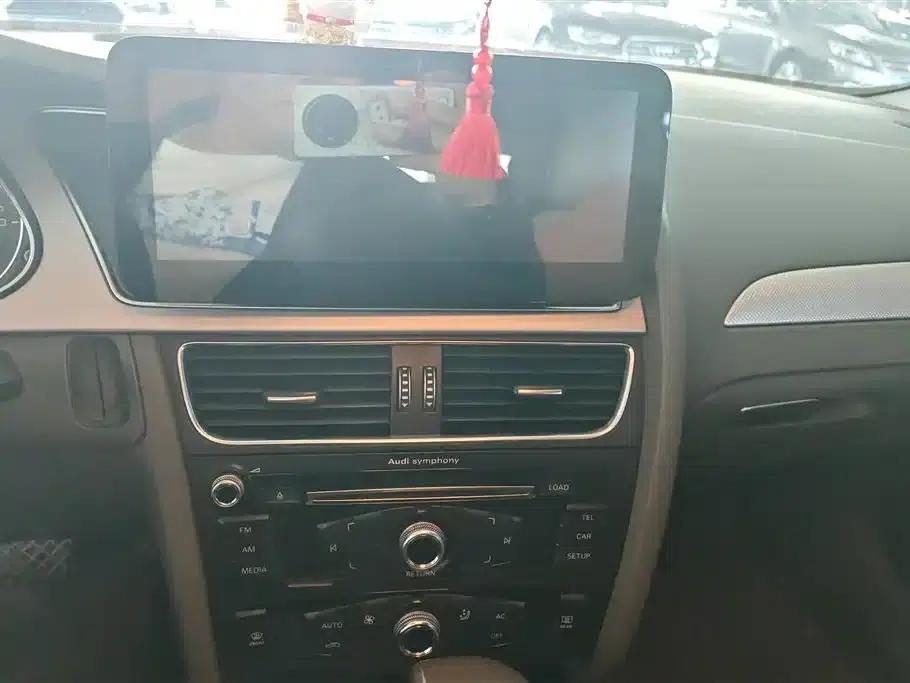 Audi A4L 2013 35 TFSI Automatic Standard Edition — миниатюра 13