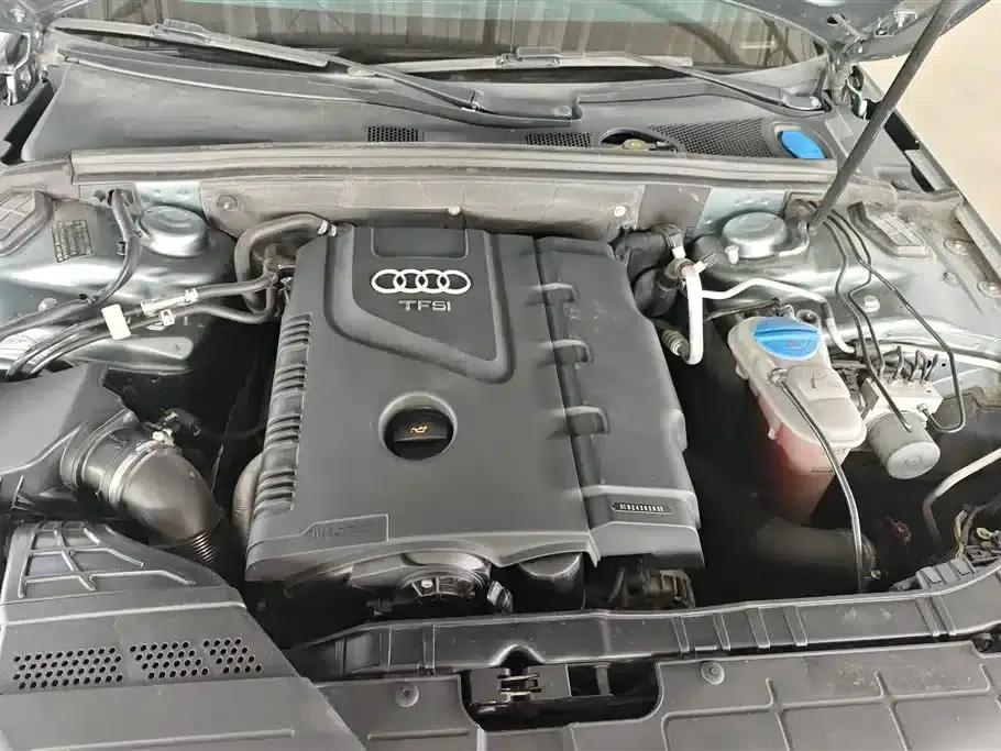 Audi A4L 2013 35 TFSI Automatic Standard Edition — миниатюра 10
