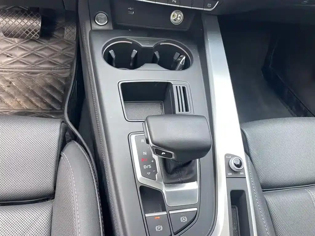 Audi A4L 2022 40 TFSI Luxury Dynamic — миниатюра 12