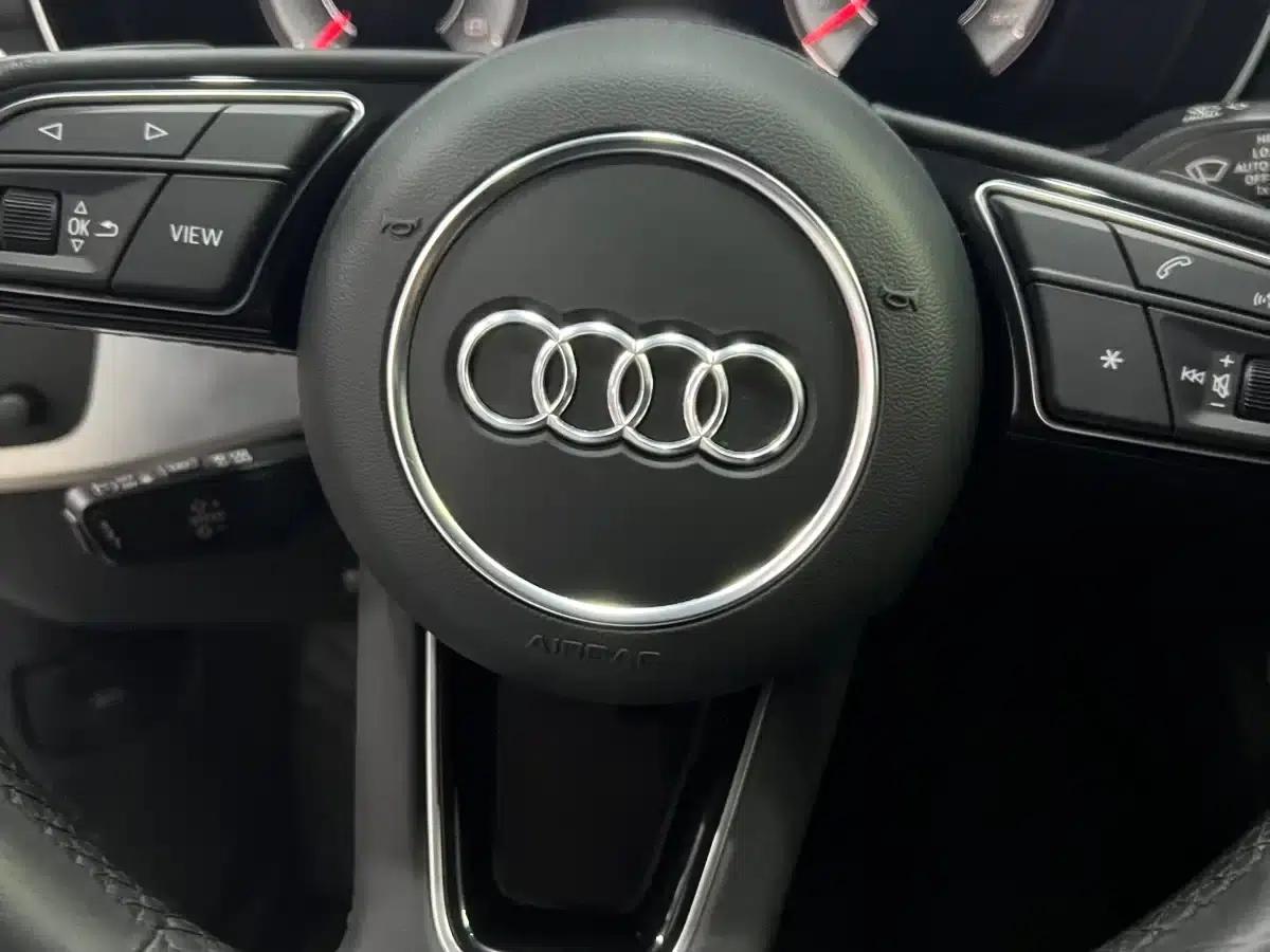 Audi A4L 2022 40 TFSI Fashion Dynamic Edition — миниатюра 5