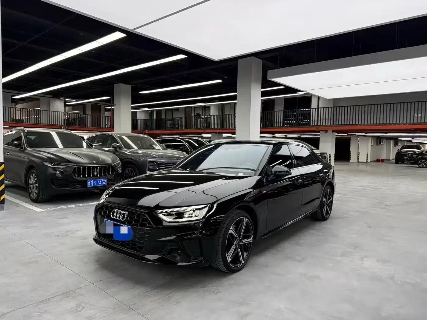 Audi A4L 2025 2 Million Unit Enjoyment Edition 40 TFSI Luxury Dynamic Model — миниатюра 1