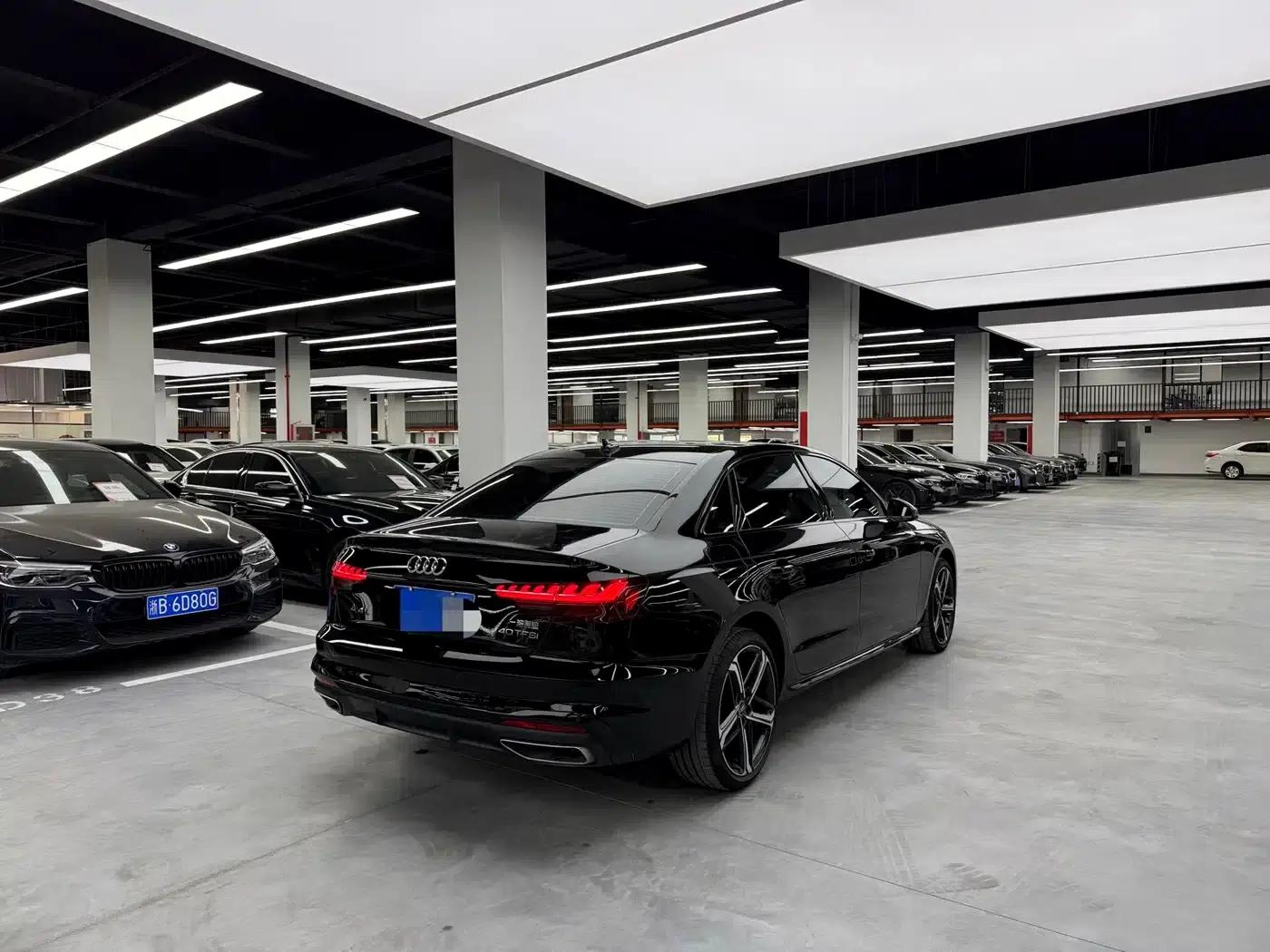 Audi A4L 2025 2 Million Unit Enjoyment Edition 40 TFSI Luxury Dynamic Model — миниатюра 14