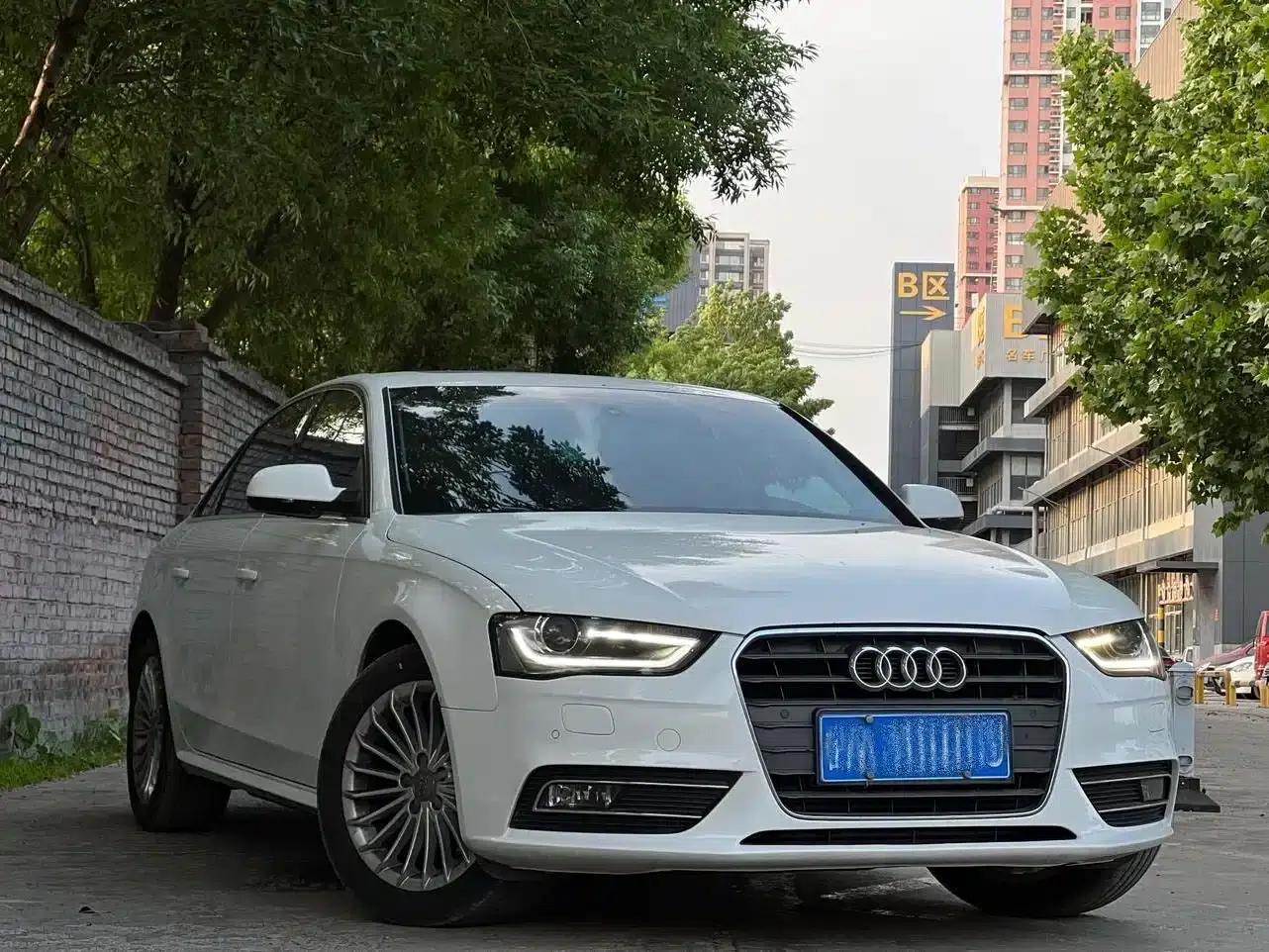 Audi A4L 2015 35 TFSI Automatic Technology Edition — миниатюра 3