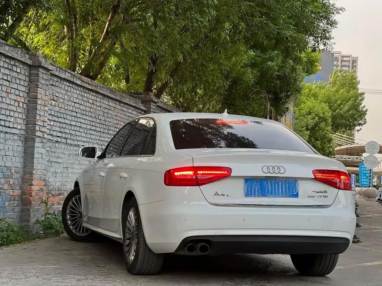 Audi A4L 2015 35 TFSI Automatic Technology Edition — миниатюра 7