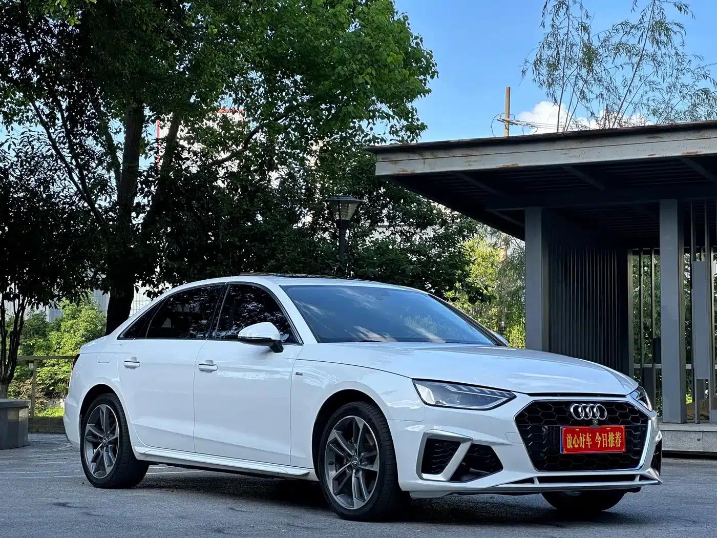 Audi A4L 2022 40 TFSI Luxury Dynamic — миниатюра 1