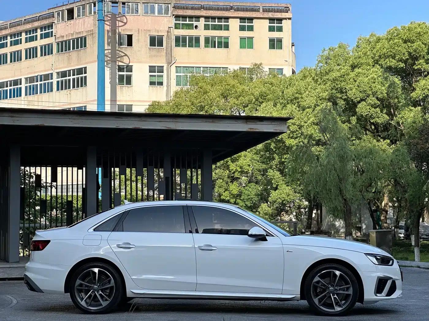 Audi A4L 2022 40 TFSI Luxury Dynamic — миниатюра 8