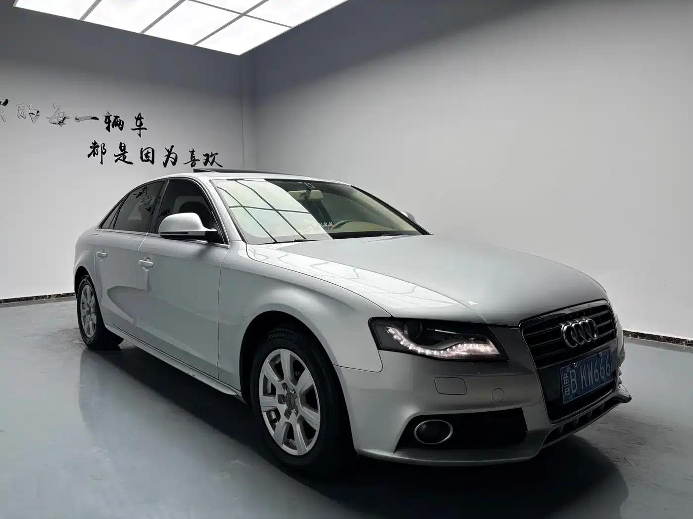 Audi A4L 2009 2.0 TFSI Comfort — миниатюра 3